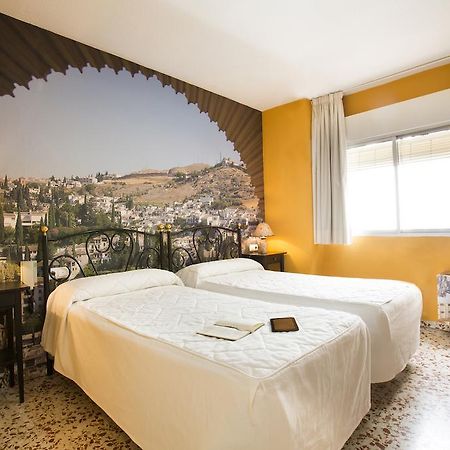 Casa Salvador Ξενοδοχείο Γρανάδα Δωμάτιο φωτογραφία